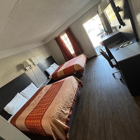 Budget Inn Carthage Екстер'єр фото